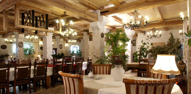 Usługi Hotelowe 17 | Ostrów Mazowiecka - hotel na równinie