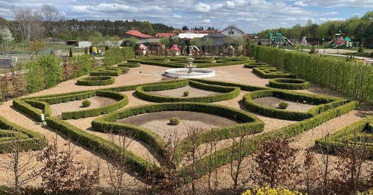 Deli Park w Trzebawiu