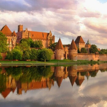 Szlakiem zamków i twierdz województwa pomorskiego