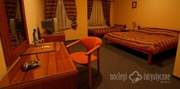 Ełk Hotele - Nad jeziorem