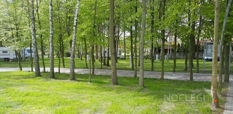 **** Camping i Pensjonat 