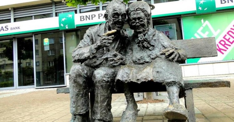 Ławeczka Kaszubów w Gdyni