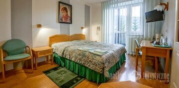 Krynica-Zdrój ulica Polna hotel - W górach