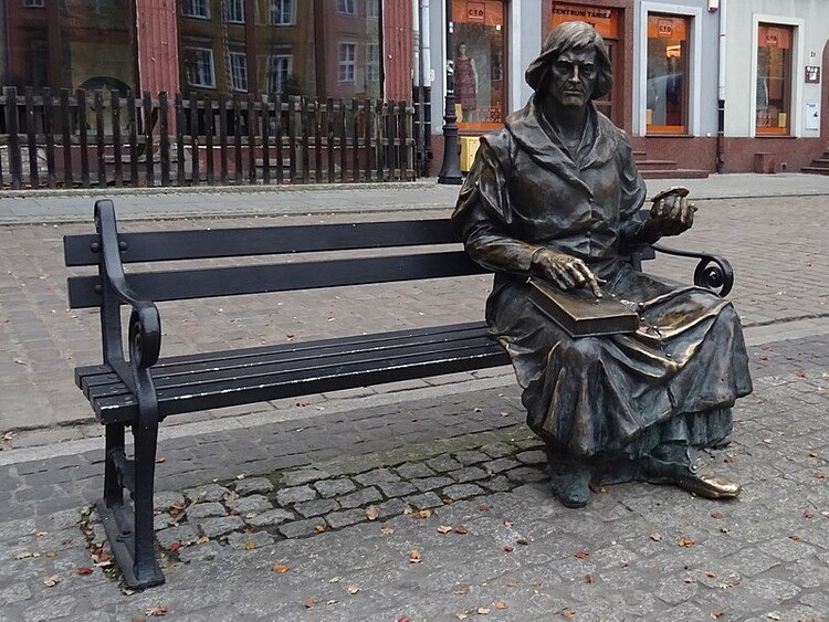 Ławeczka Mikołaja Kopernika w Grudziądzu