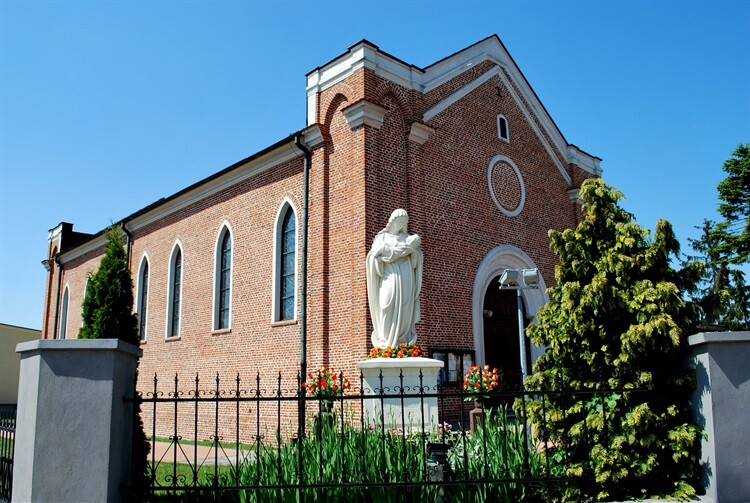 Figura Matki Boskiej z Dzieciątkiem w Sompolnie