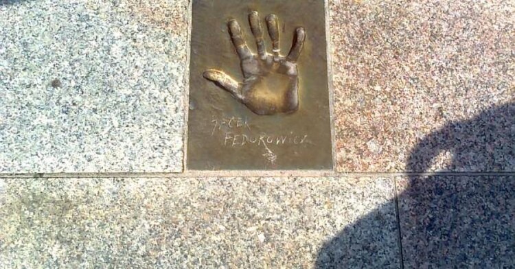 Aleja Gwiazd Międzyzdroje - powiązania z pomnikiem Jana Machulskiego