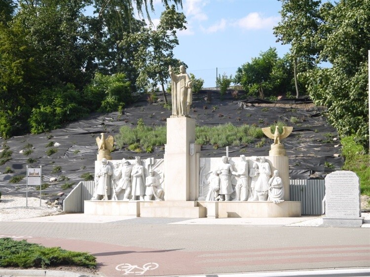 Pomnik Wdzięczności ku czci Chrystusa Króla w Sępólnie Krajeńskim