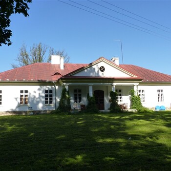 Dwór Korczyńskich i Reitzensteinów w Końskich