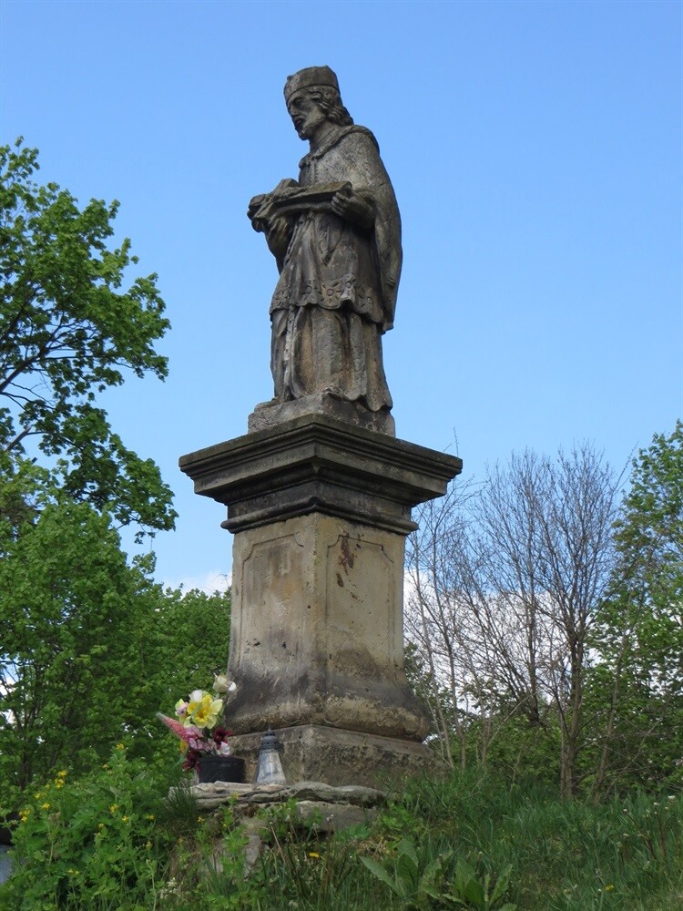 Figura św. Jana Nepomucena w Bodzentynie